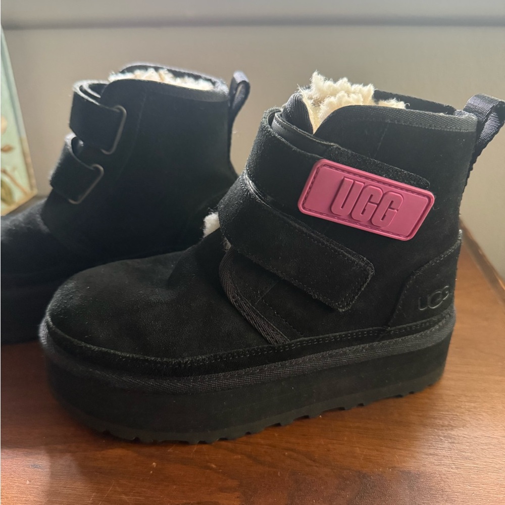 UGG Neumel platform boots booties